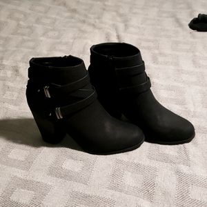 Black boots